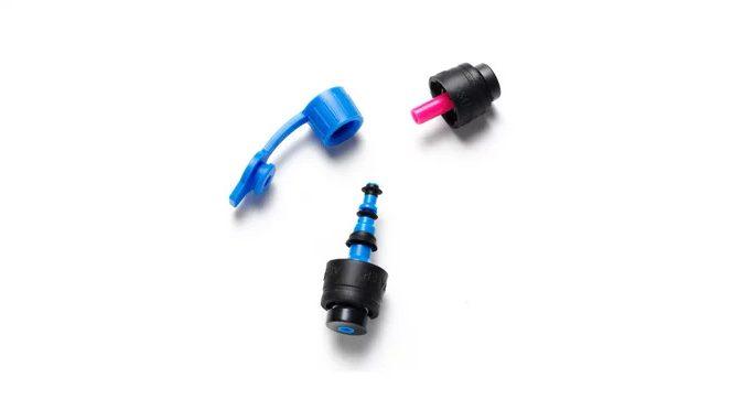 Nuestros accesorios para endoscopios están diseñados para optimizar cada procedimiento endoscópico, garantizando seguridad para el paciente, protección del equipo y eficiencia clínica. Fabricados con altos estándares de calidad, permiten una manipulación precisa, reducen riesgos durante la intervención y mejoran la experiencia tanto del especialista como del paciente.